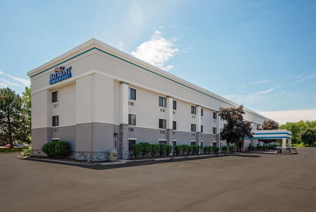 Hotel Baymont By Wyndham Detroit Airport/Romulus Zewnętrze zdjęcie